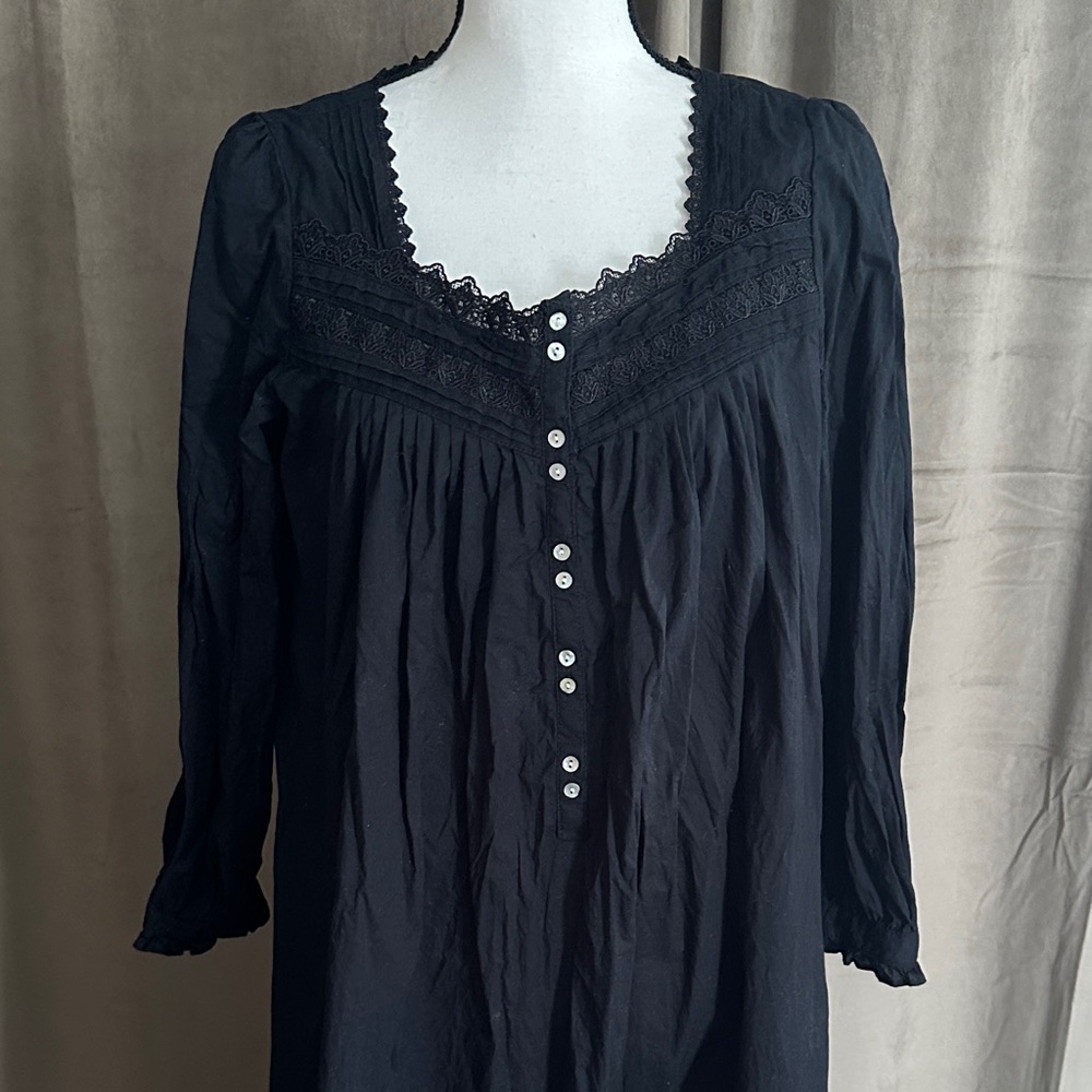 Eileen West Black Cotton Lawn Lace-Trimmed Ballet Nightgown